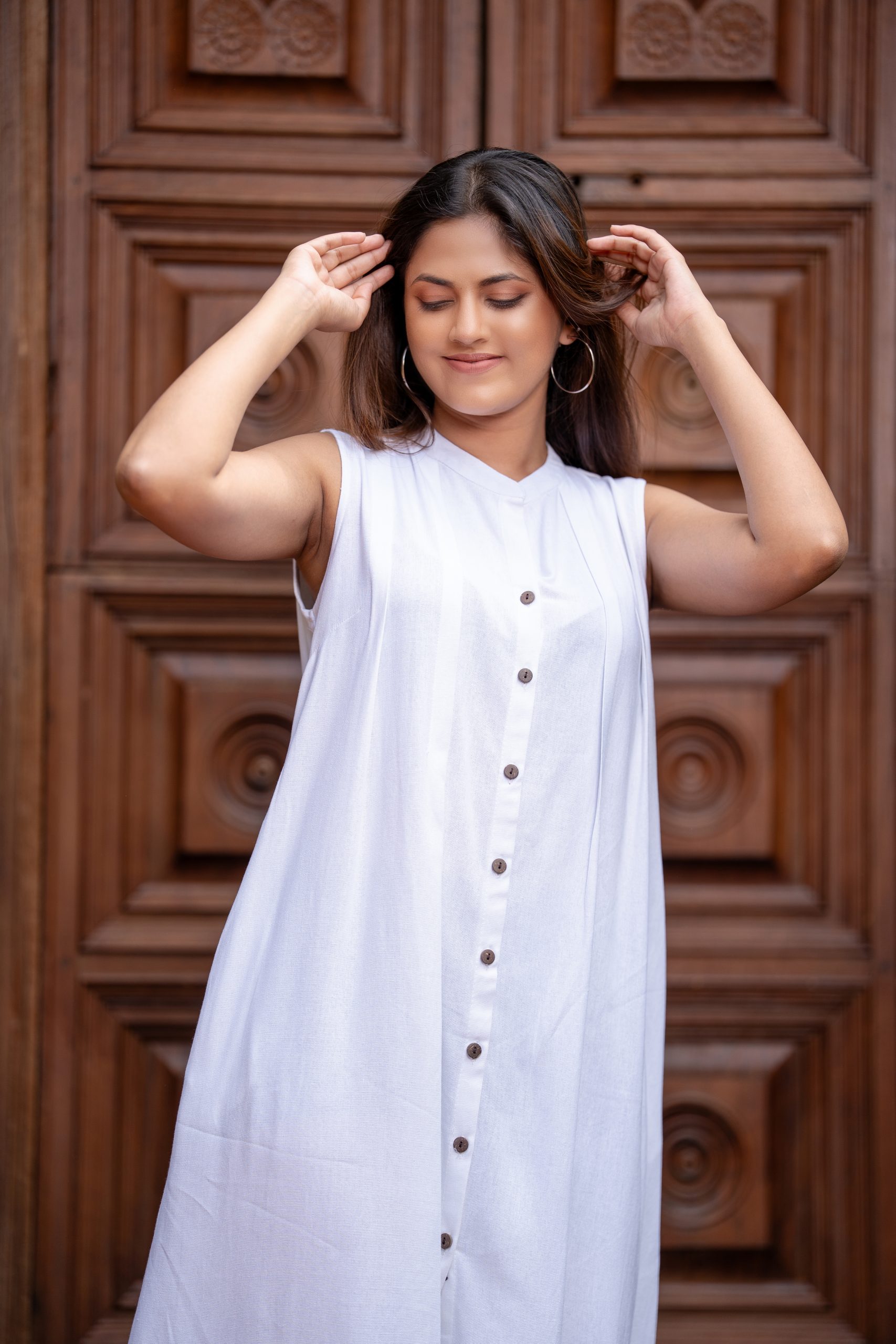 Cut away pleet dress