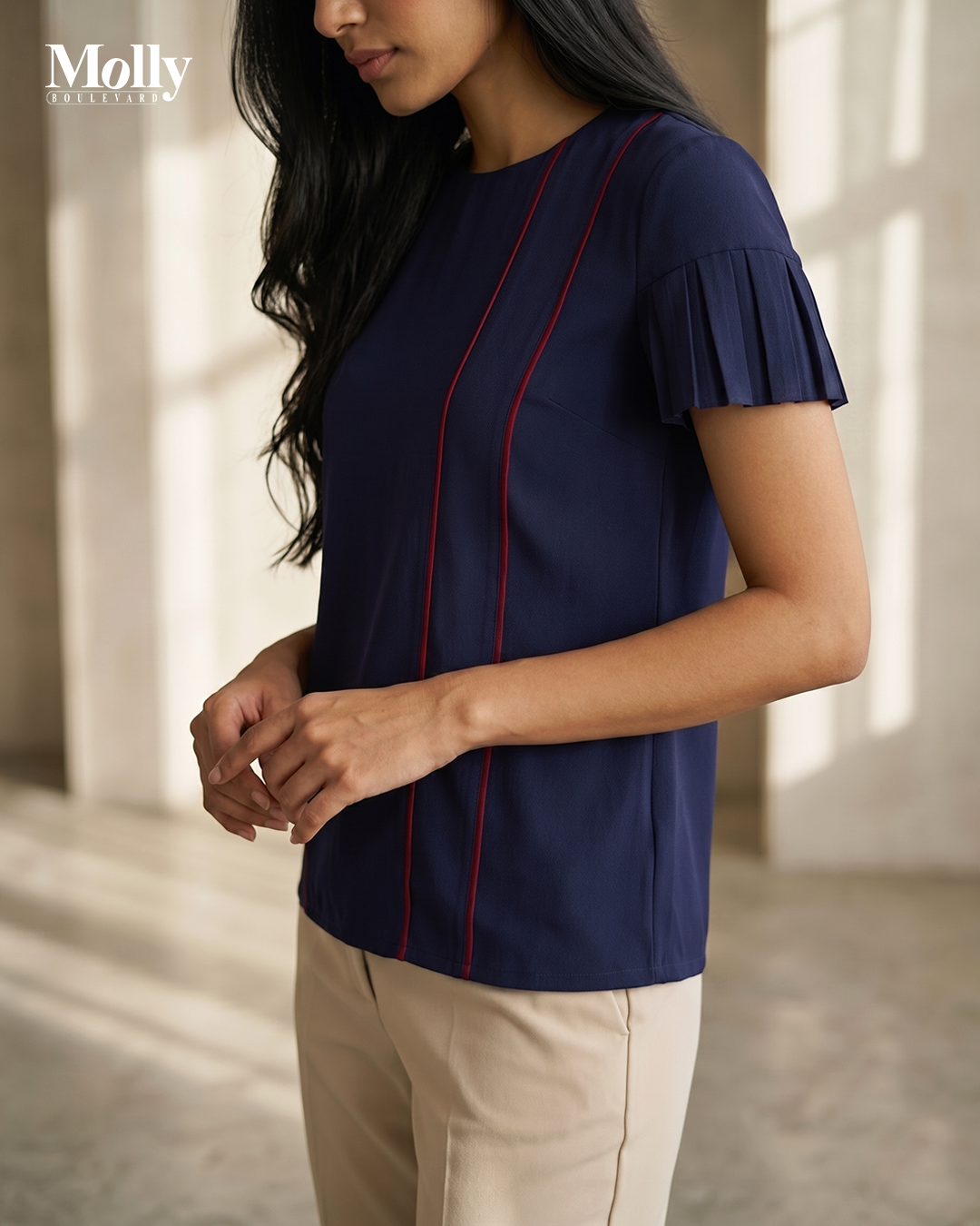 Side pipping blouse 