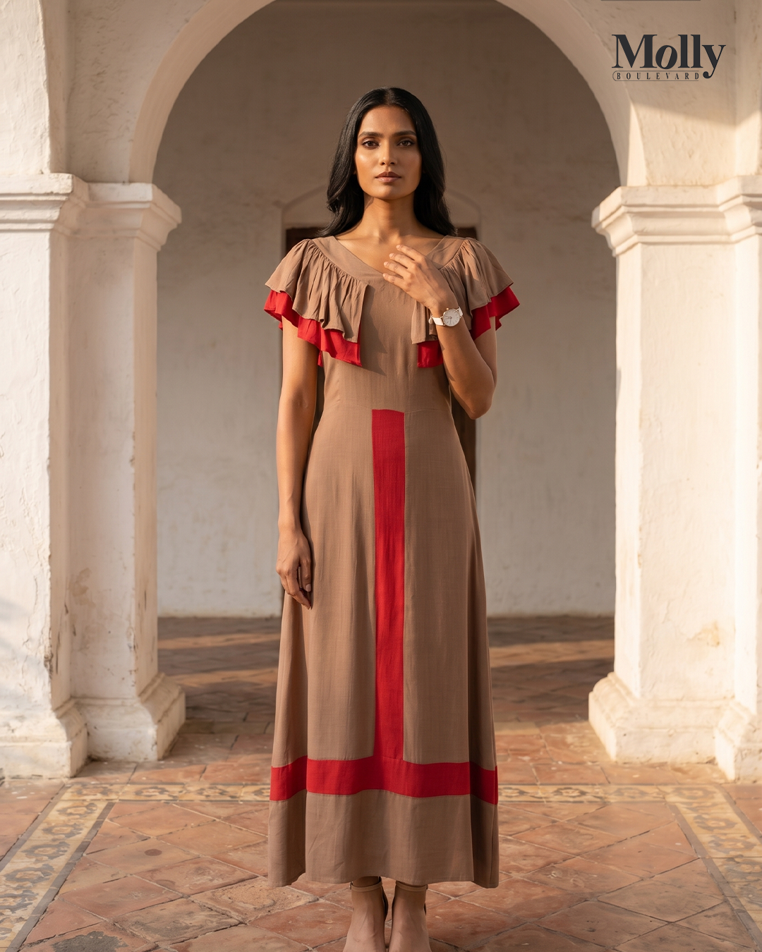 Contrast creep dress 